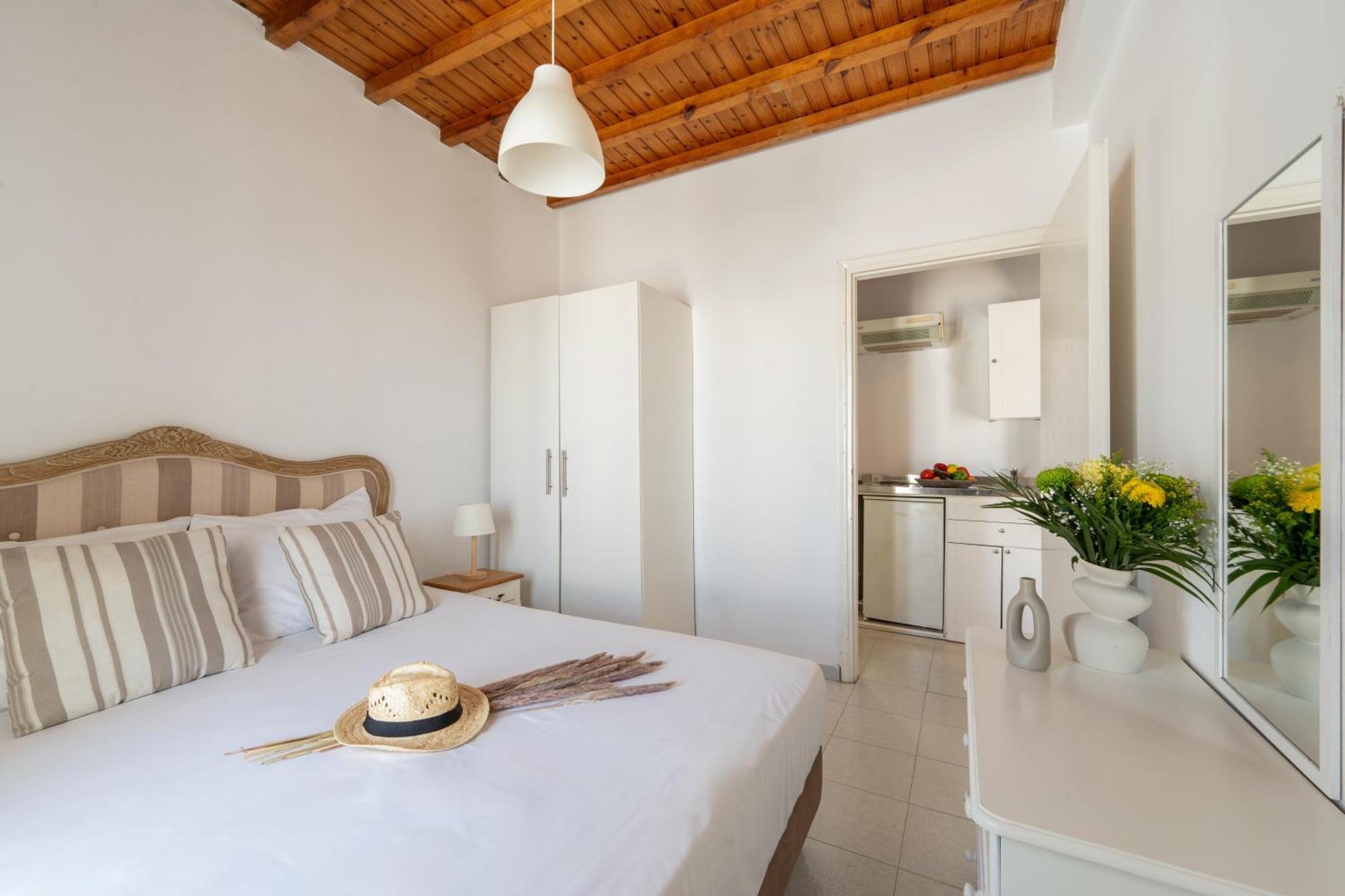 Seaview Central Suites Mykonos Town Exterior photo