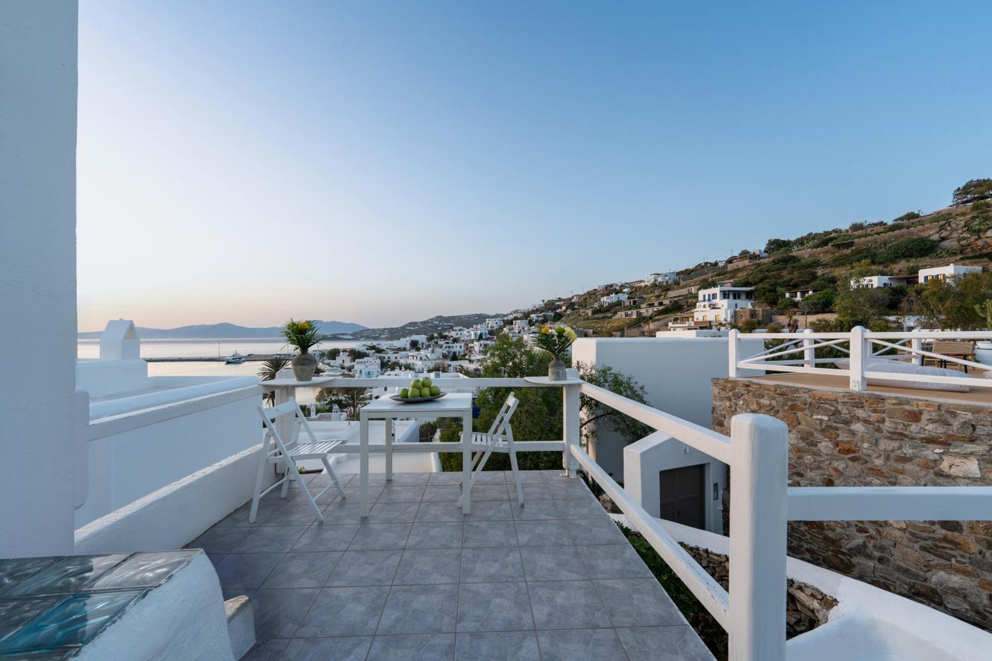 Seaview Central Suites Mykonos Town Exterior photo