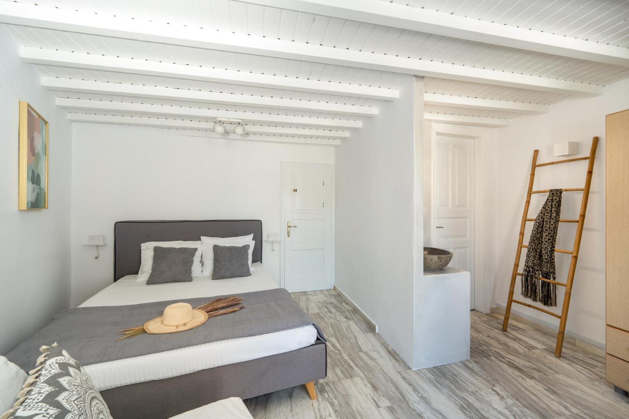 Seaview Central Suites Mykonos Town Exterior photo
