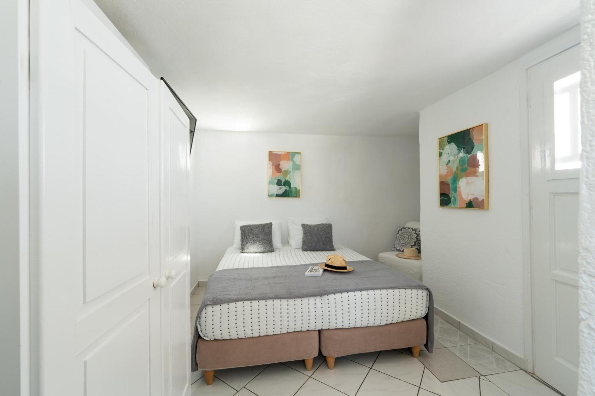 Seaview Central Suites Mykonos Town Exterior photo